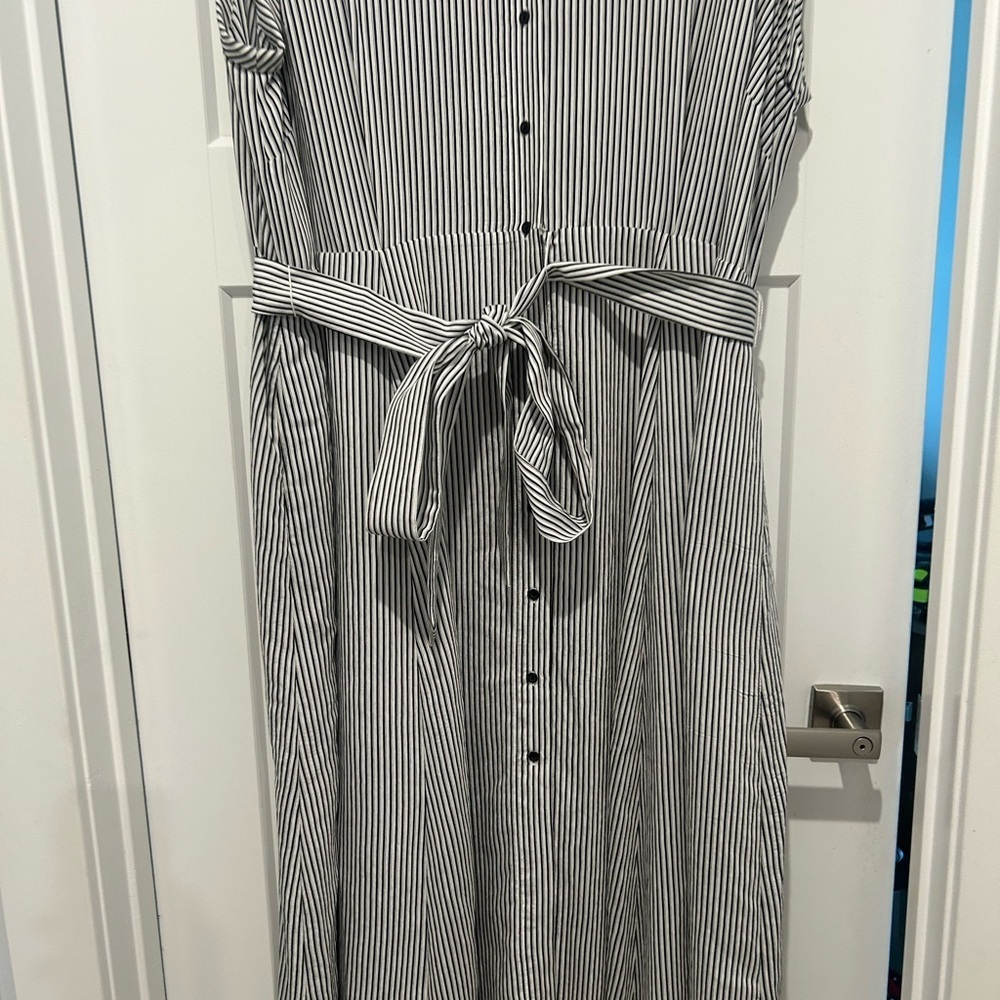 NWT Calvin Klein Women’s Plus Size 24 Striped Button Sleeveless Dress - Picture 2 of 13